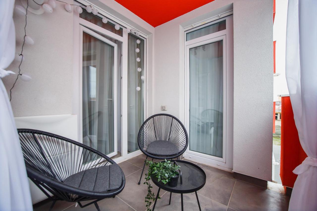 Trendy Apartment Near City Center أرادايا المظهر الخارجي الصورة